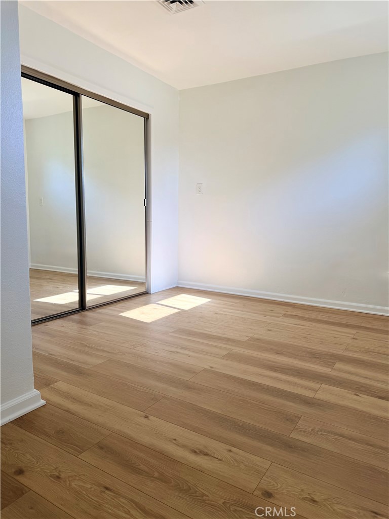 2075 Rialto Ave 72 Property Photo 6
