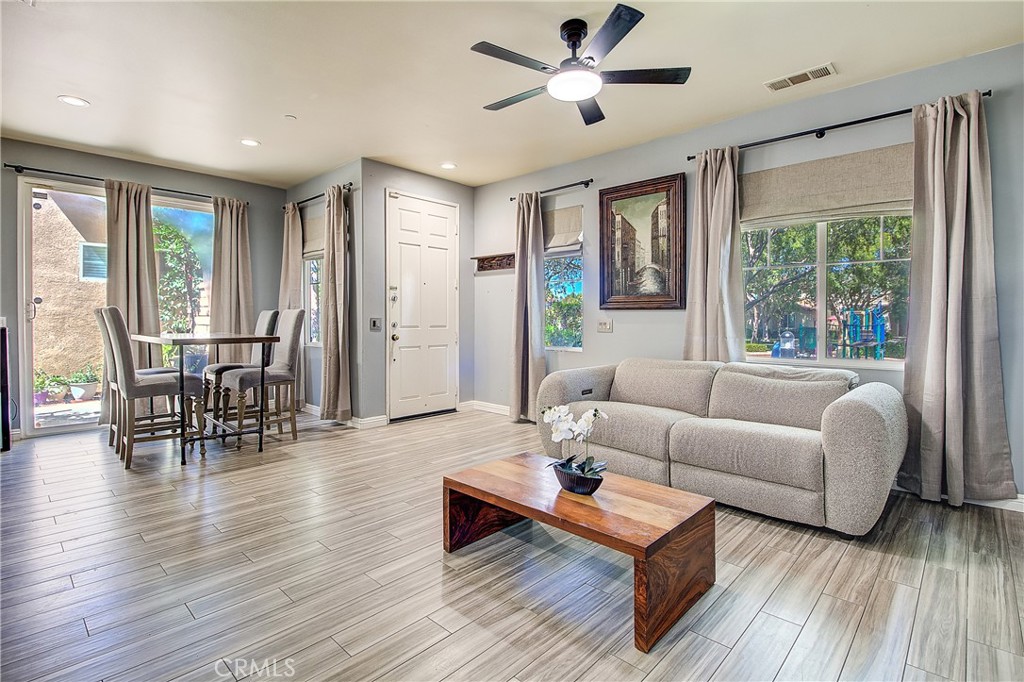 9789 Winterberry Drive Property Photo 13