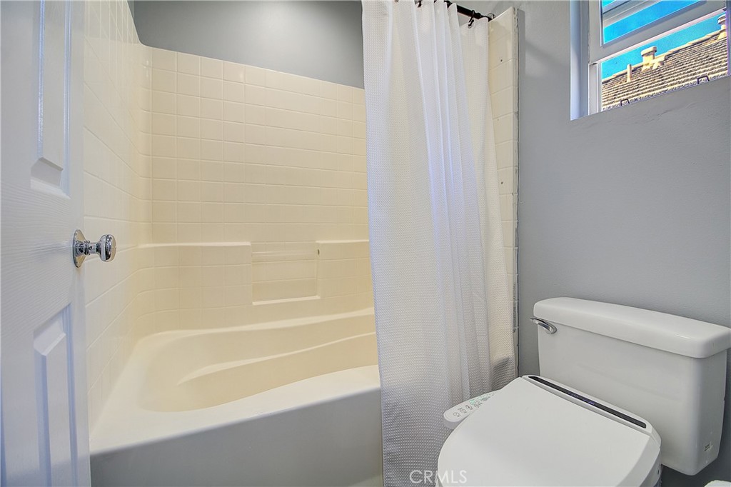 9789 Winterberry Drive Property Photo 27