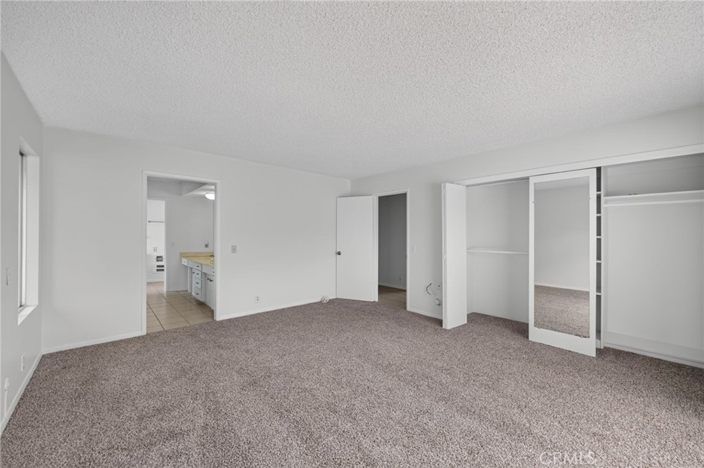 2801 E Mission Road Property Photo 23