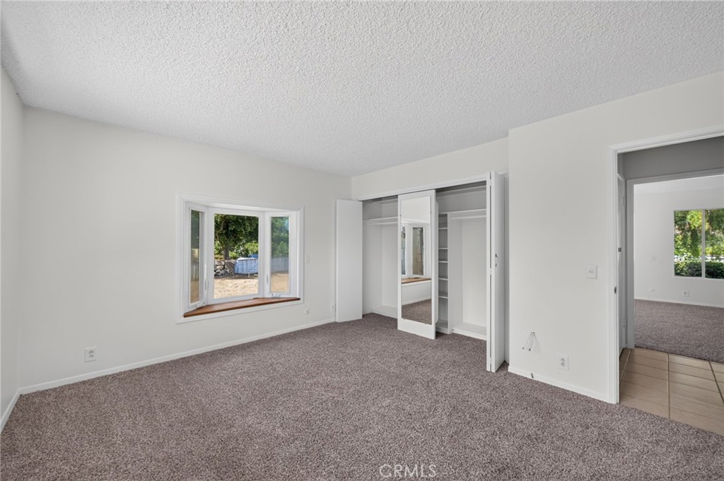 2801 E Mission Road Property Photo 28