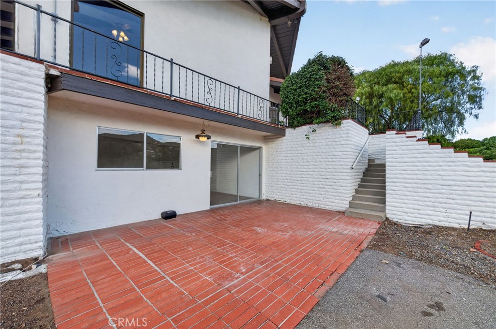 2801 E Mission Road Property Photo 35