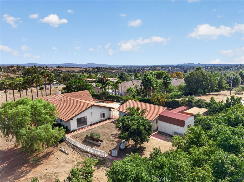 2801 E Mission Road Property Photo 43