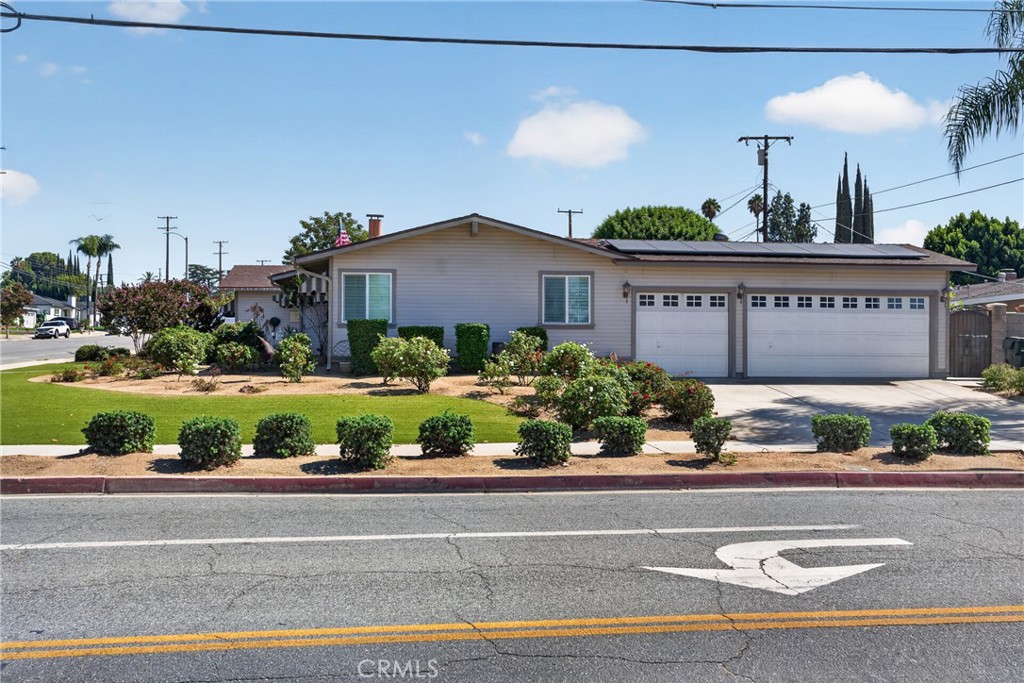 402 S San Mateo Street Property Photo 3