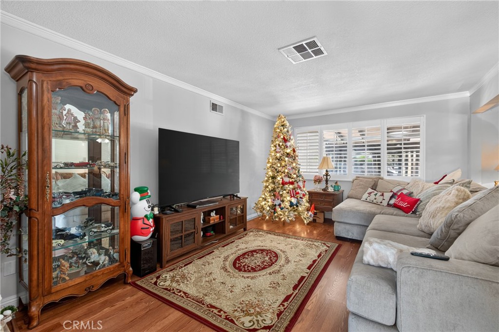 402 S San Mateo Street Property Photo 15