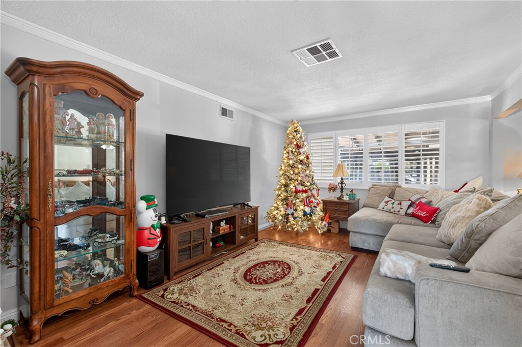 402 S San Mateo Street Property Photo 15