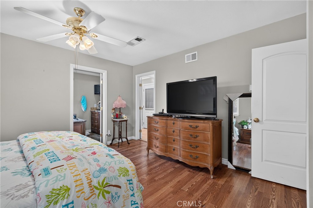 402 S San Mateo Street Property Photo 19