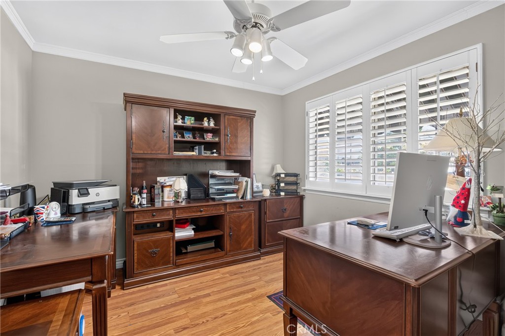 402 S San Mateo Street Property Photo 24