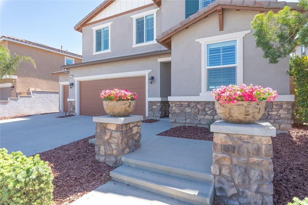 29108 Basswood Property Photo 5