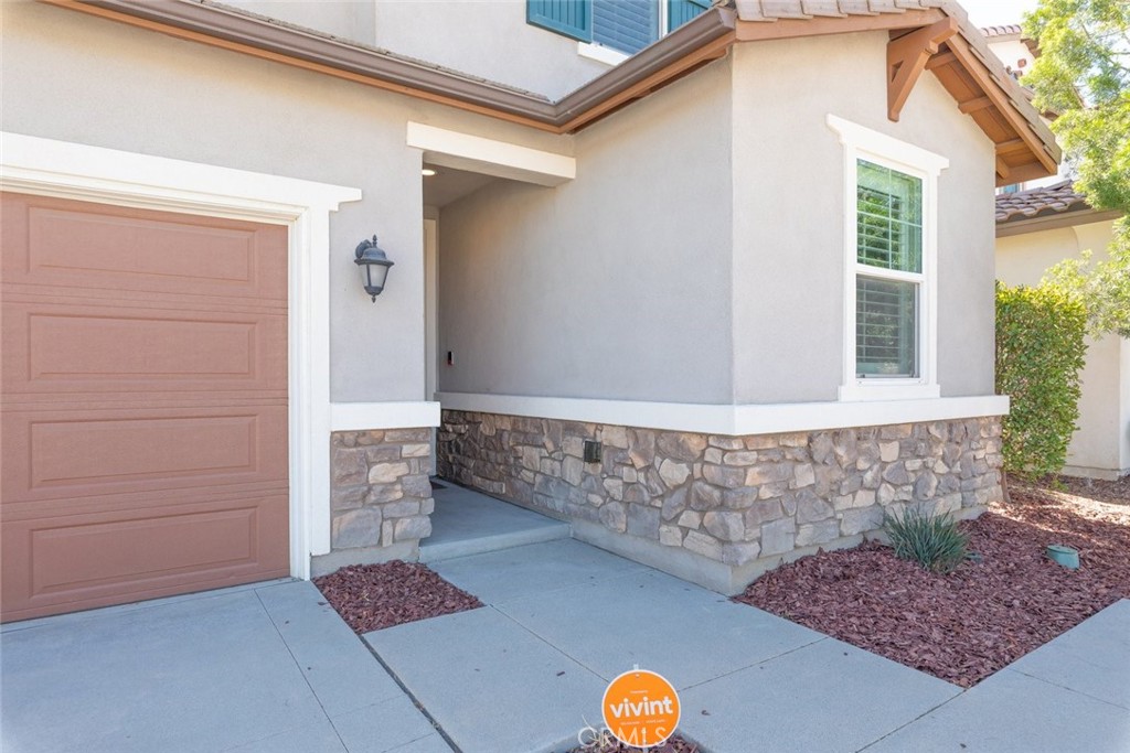 29108 Basswood Property Photo 6