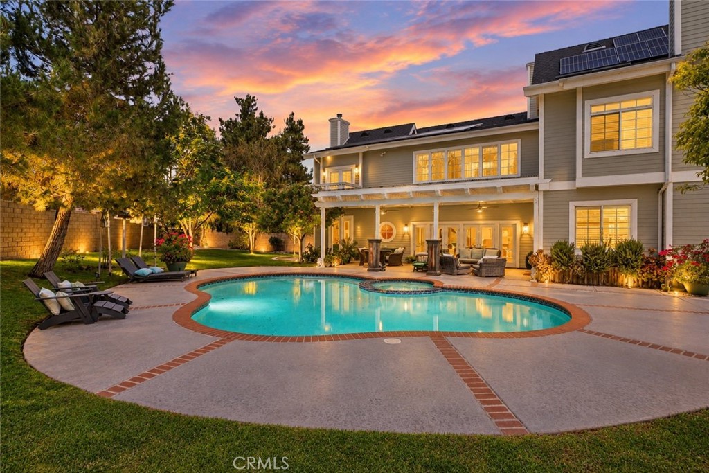 26983 Pilgrim Road Property Photo 2