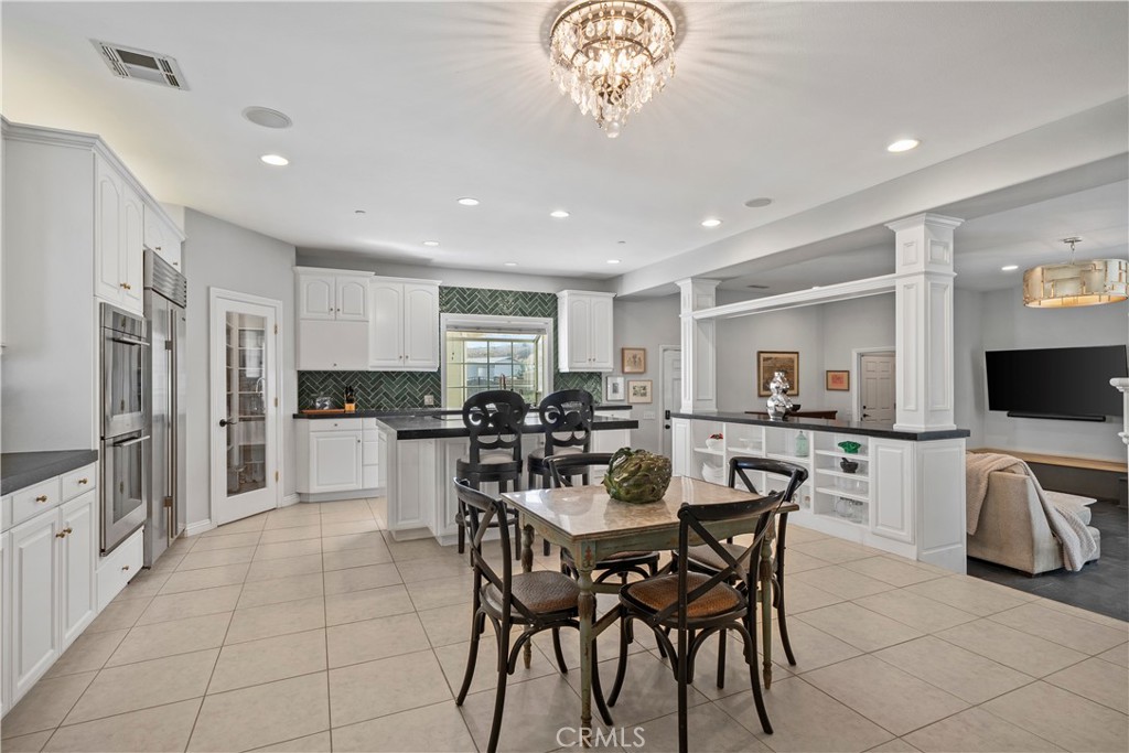 26983 Pilgrim Road Property Photo 11