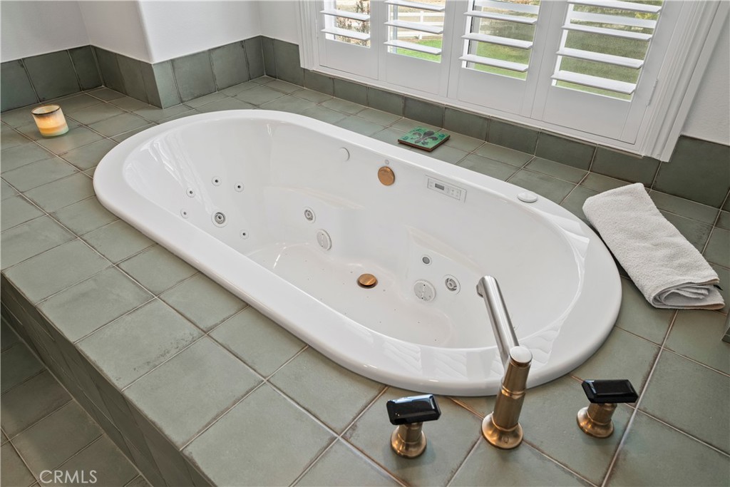 26983 Pilgrim Road Property Photo 29
