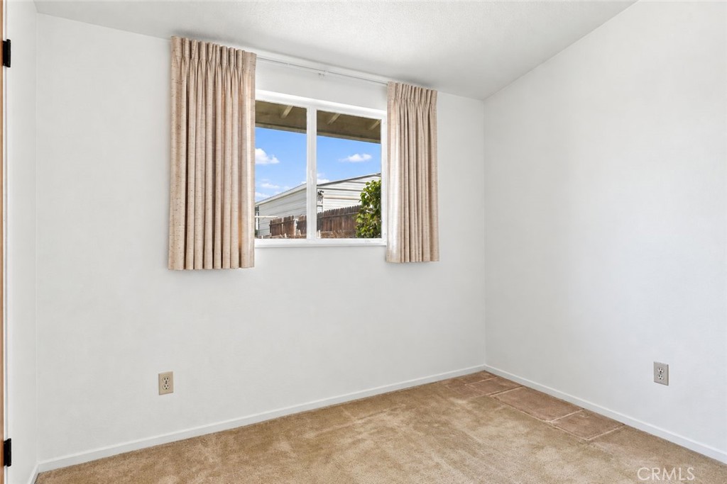 2067 Capri Avenue Property Photo 21