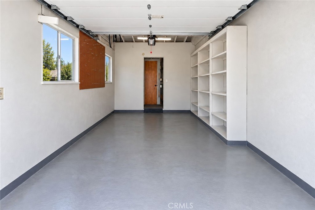 2067 Capri Avenue Property Photo 24