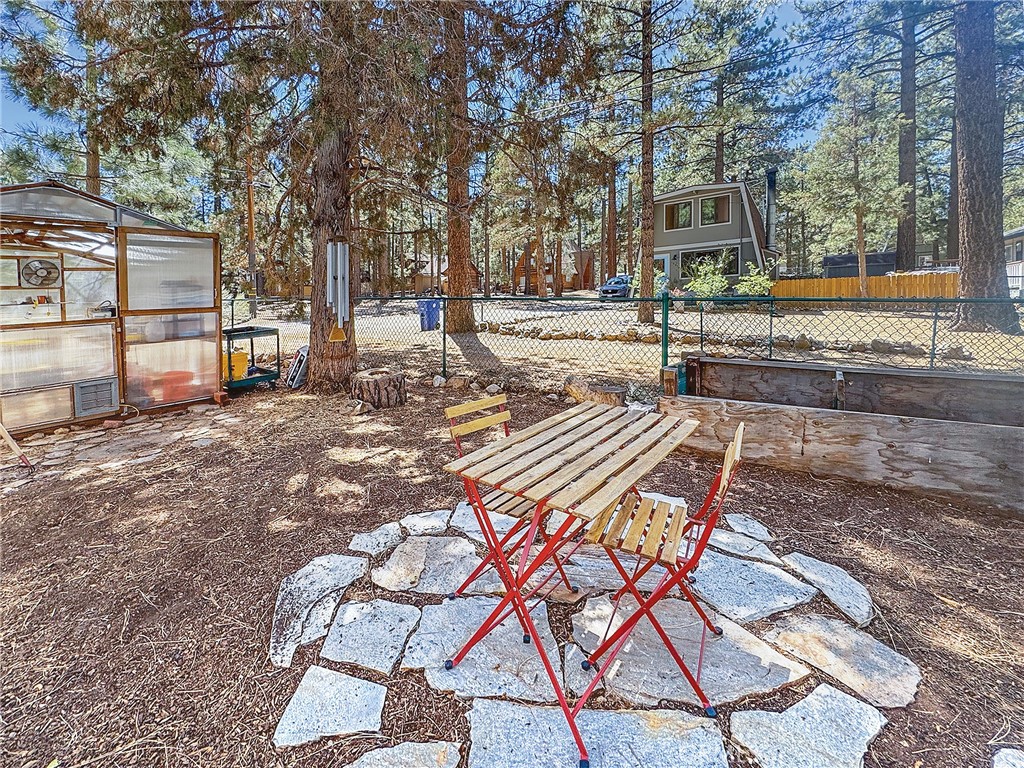 1971 Fern Property Photo 44