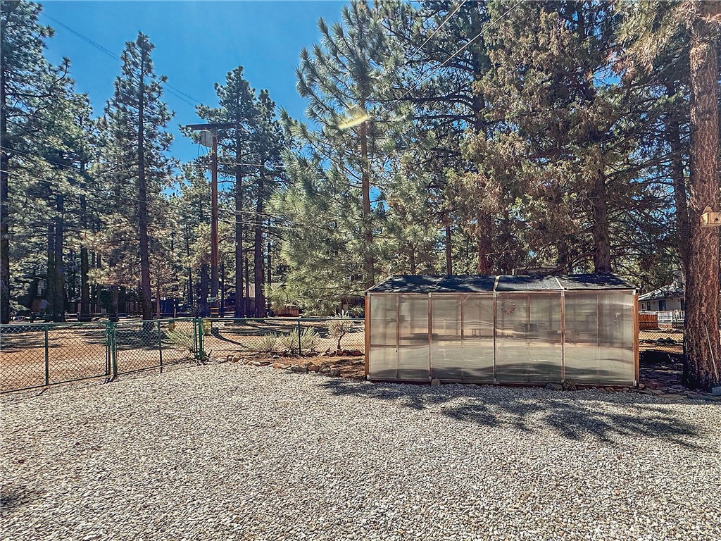 1971 Fern Property Photo 46
