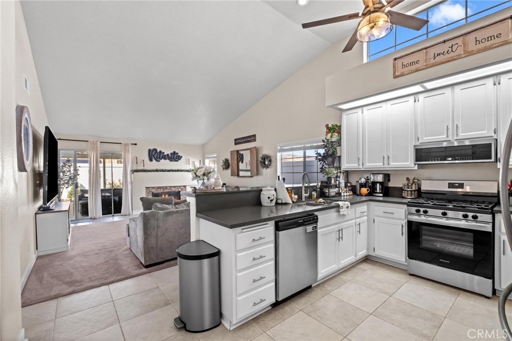 10960 Larkspur Property Photo 11