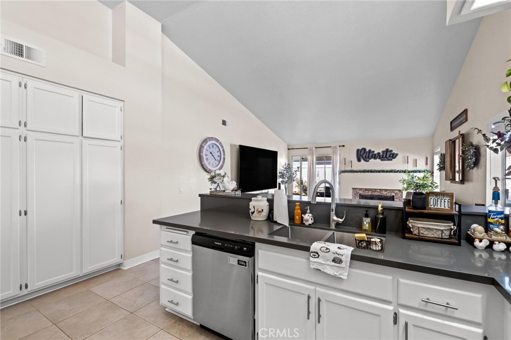 10960 Larkspur Property Photo 12