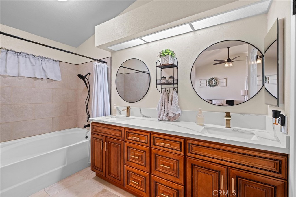 10960 Larkspur Property Photo 25