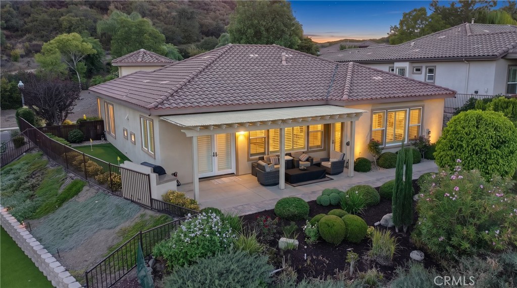 24722 Gleneagles Property Photo 2