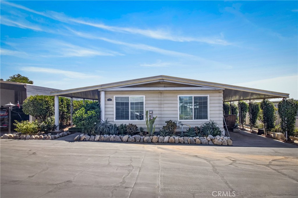 12582 2nd Property Photo 1