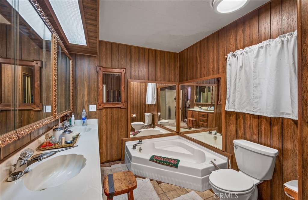 12582 2nd 21 Property Photo 15