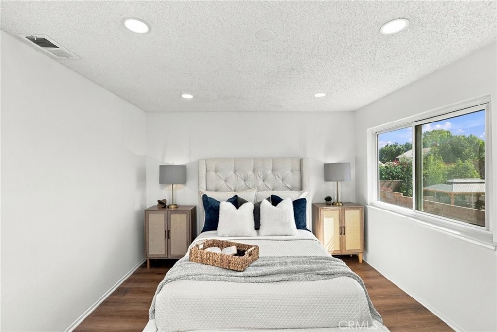 1258 Sherry Property Photo 28