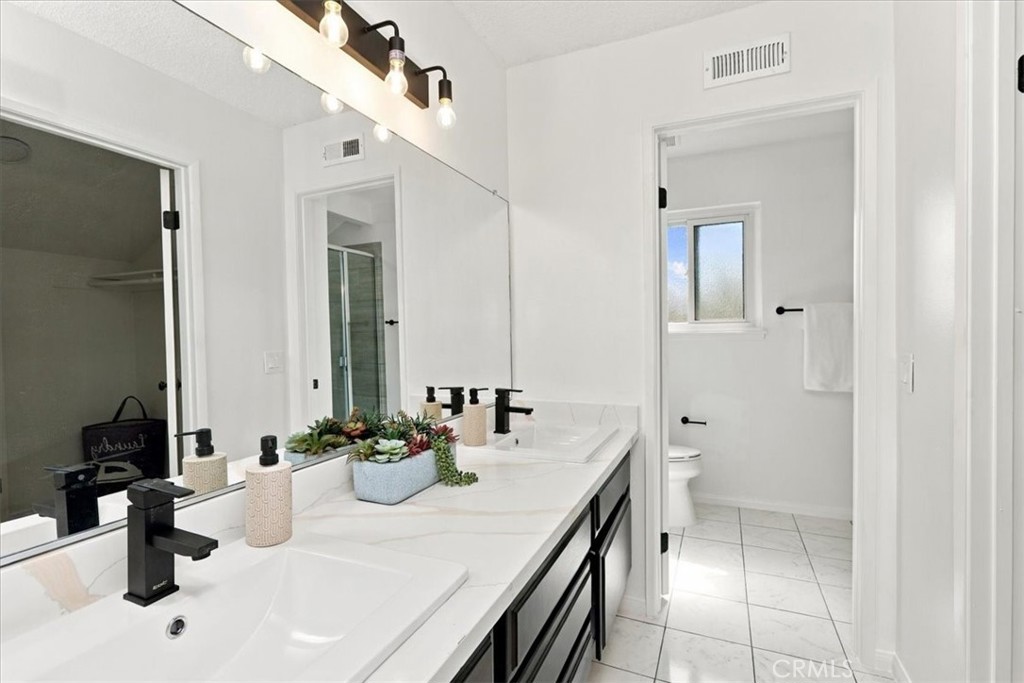 1258 Sherry Property Photo 29