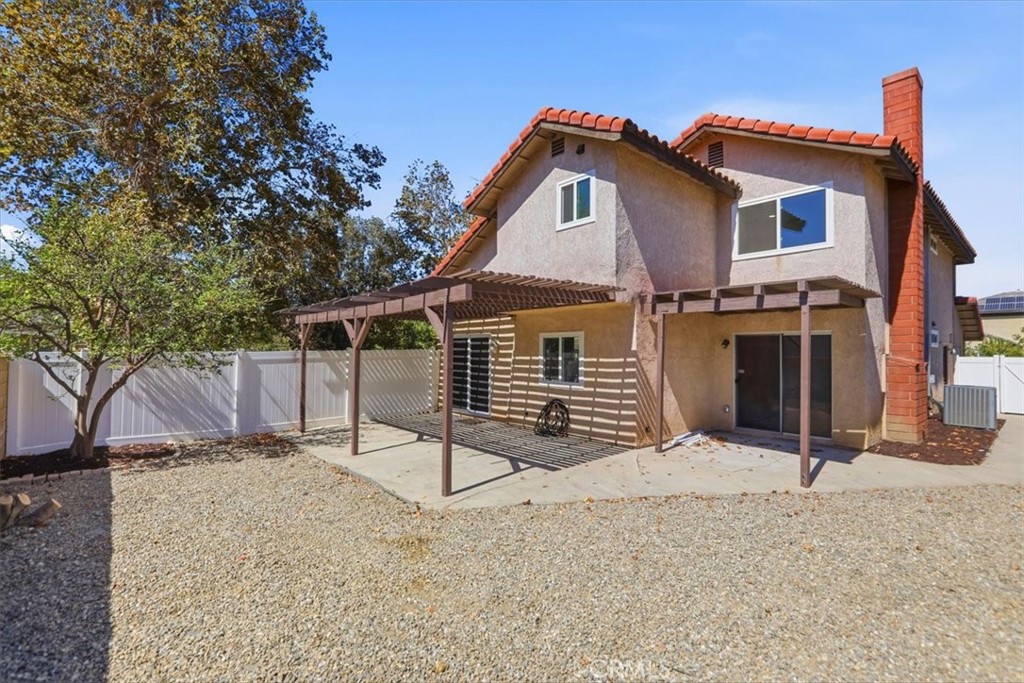 1258 Sherry Property Photo 33