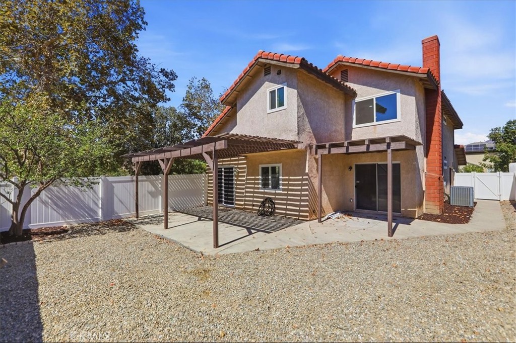 1258 Sherry Property Photo 35