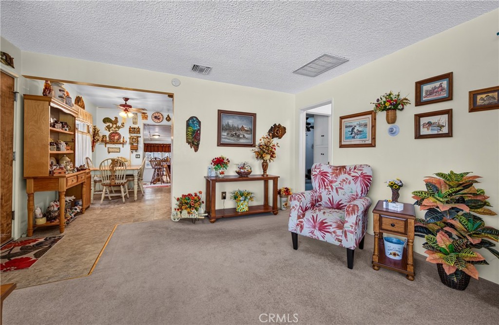 34249 Avenue H Property Photo 12