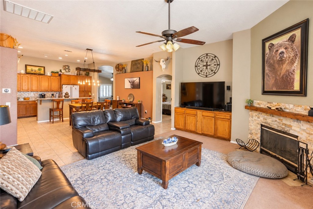 7141 Redwood Street Property Photo 6