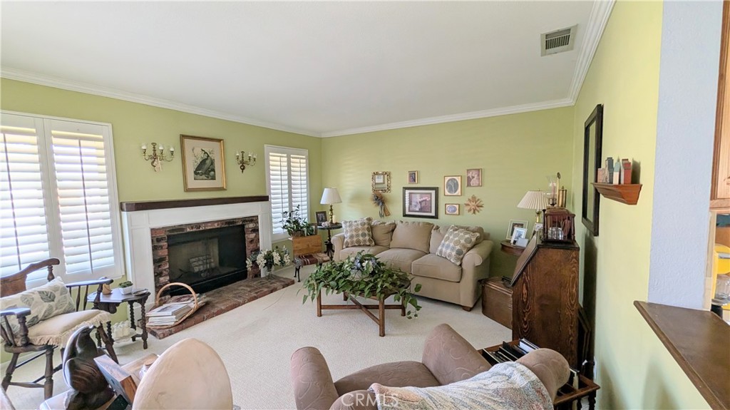 865 Via Panorama Property Photo 4