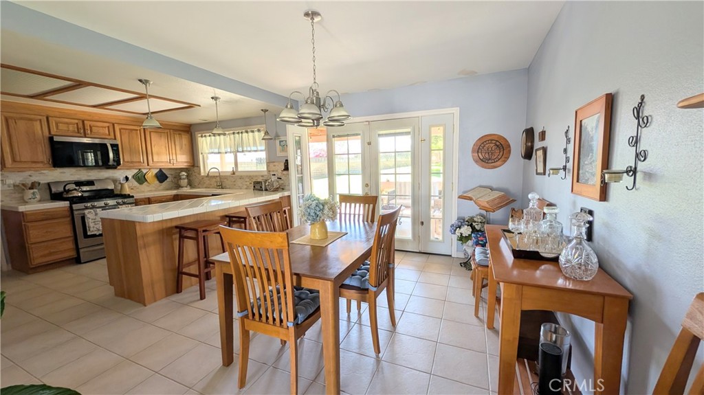 865 Via Panorama Property Photo 9