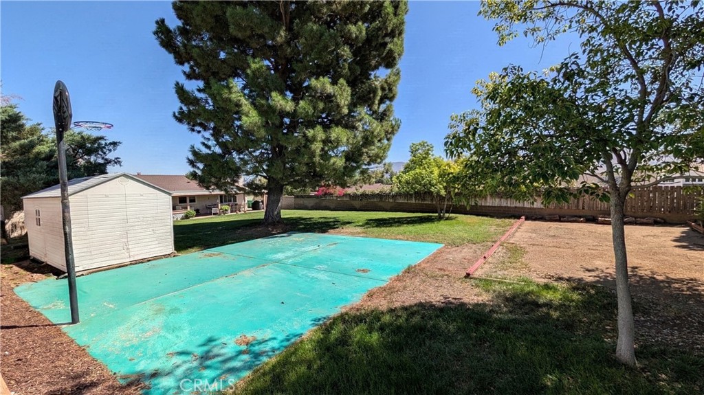 865 Via Panorama Property Photo 27