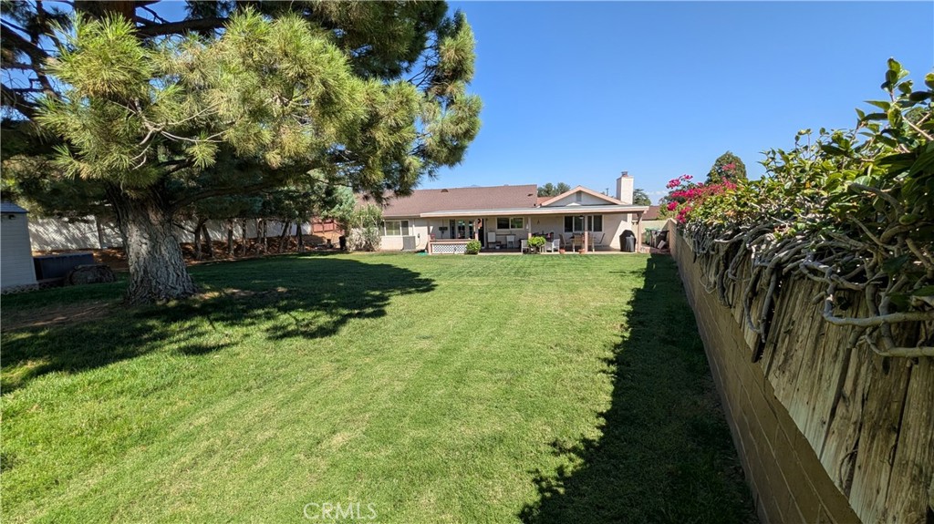865 Via Panorama Property Photo 28