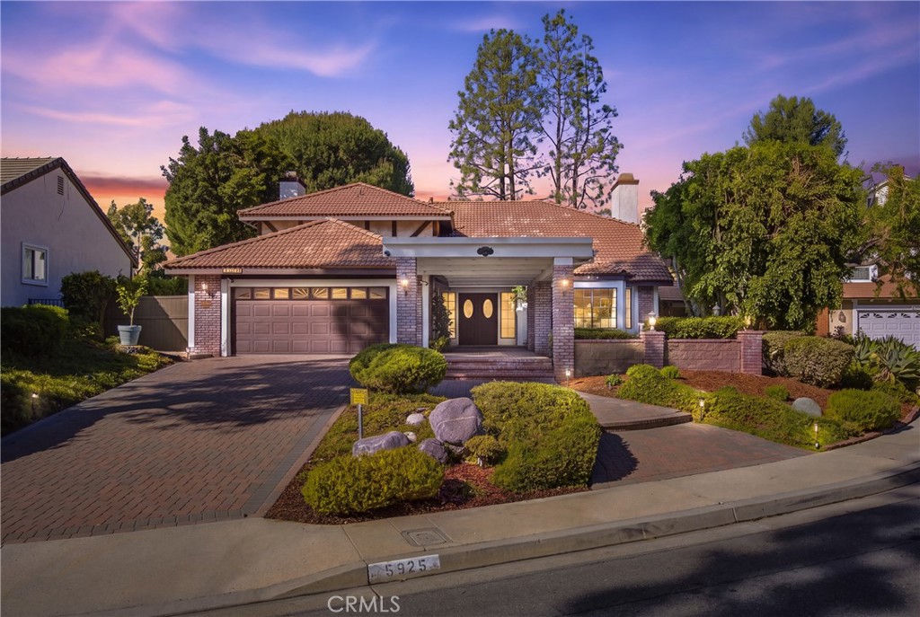 5925 E Settler Court
