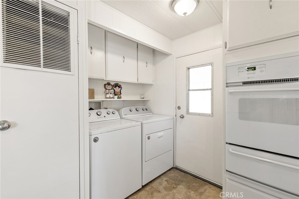 2205 W Acacia Ave 125 Property Photo 10