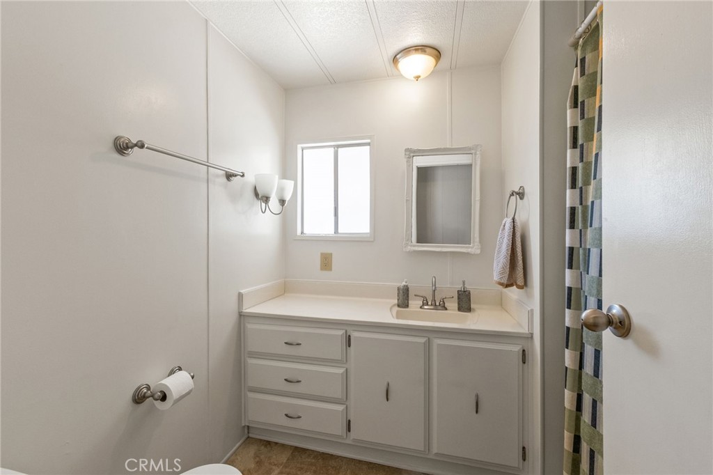 2205 W Acacia Ave 125 Property Photo 14