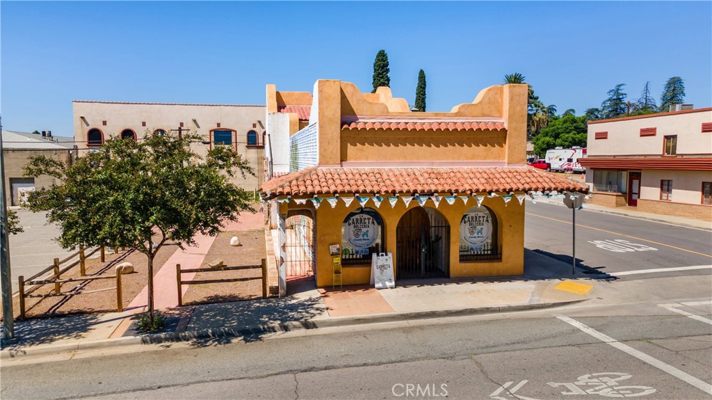 89 N San Gorgonio Avenue Property Photo 1