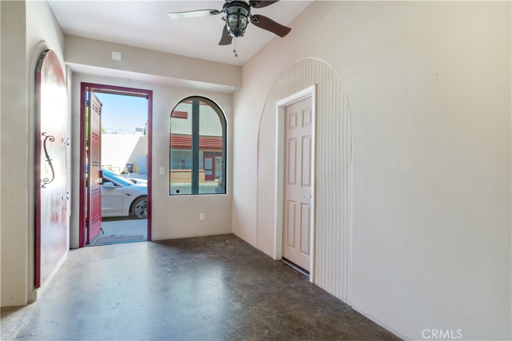 89 N San Gorgonio Avenue Property Photo 9