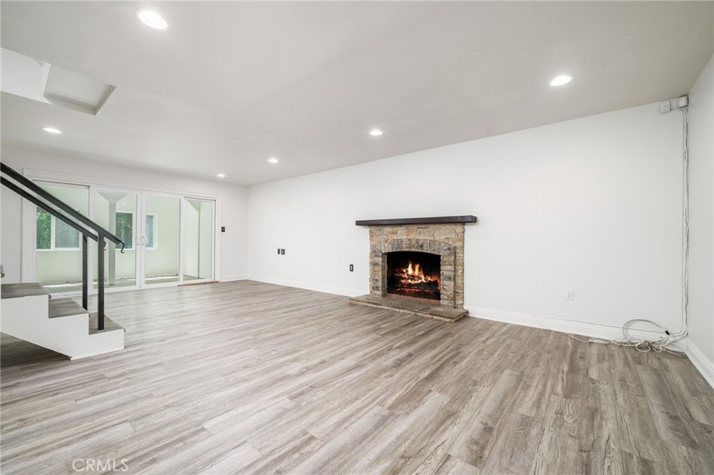 516 Marilyn Property Photo 19
