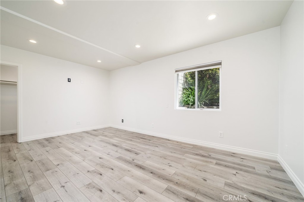 516 Marilyn Property Photo 26