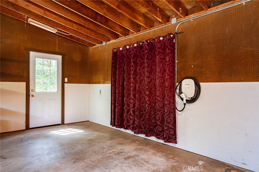 516 Marilyn Property Photo 29