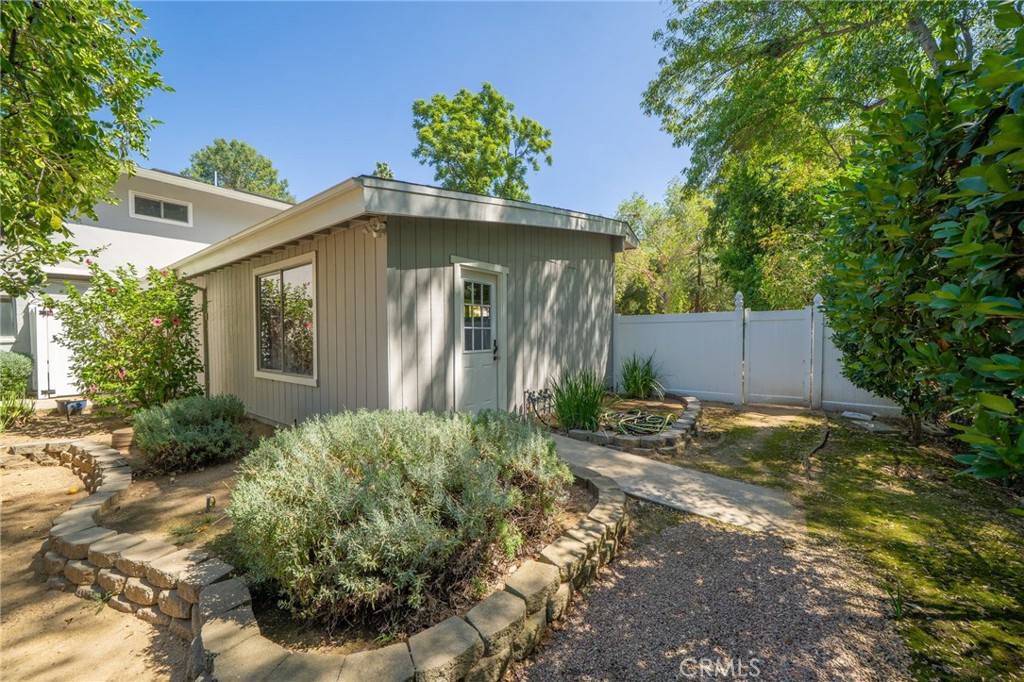 516 Marilyn Property Photo 44