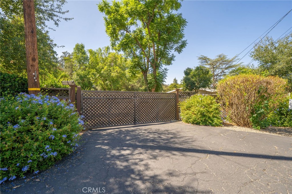 516 Marilyn Property Photo 46