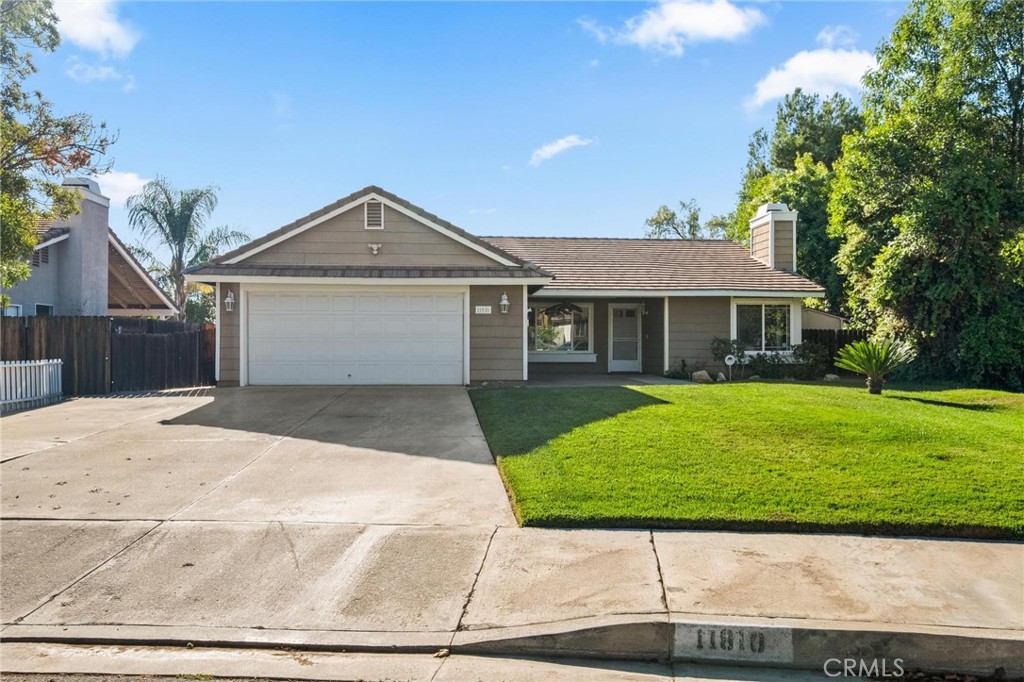 11810 Avalon Property Photo 2