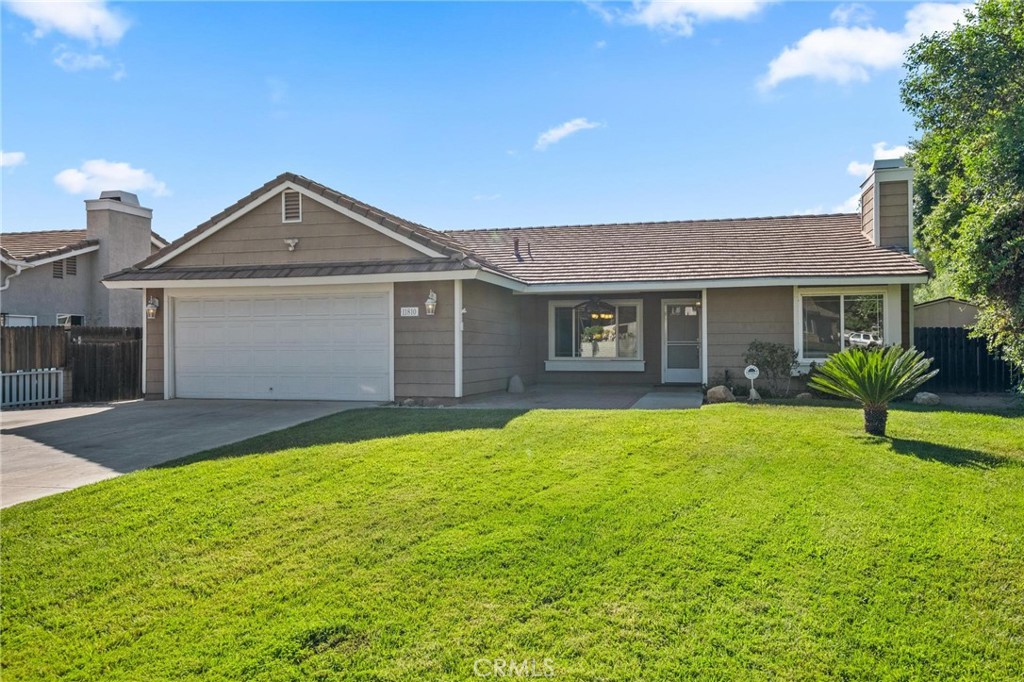 11810 Avalon Property Photo 3