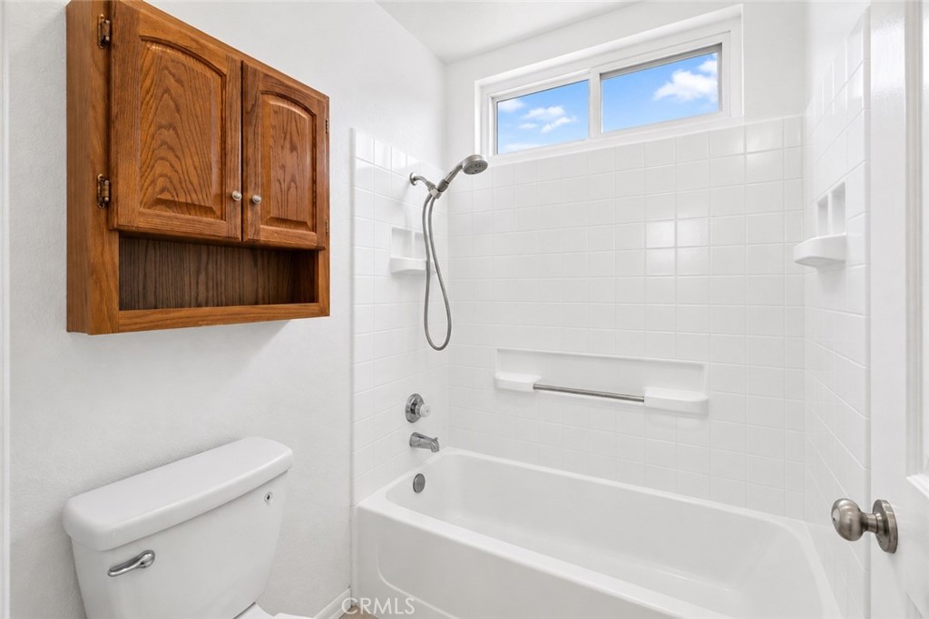 11810 Avalon Property Photo 17